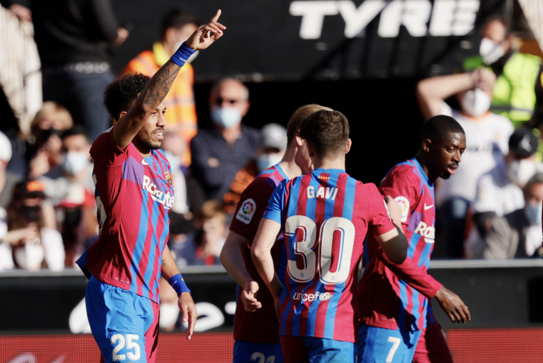 Pewna wygrana Barcelony na Mestalla