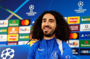Mundo Deportivo: Marc Cucurella stawia na grę w Barcelonie