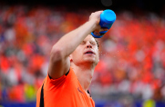 Frenkie de Jong się broni: Wielu ludzi nie rozumie nic z piłki nożnej