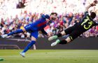 Piqué: Lepiej oceniane jest uderzenie rywala niż widowiskowa gra Neymara
