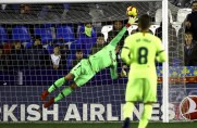 Marc-André ter Stegen: Mamy inteligentnych piłkarzy, którzy z łatwością zmieniają ustawienie