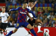 Clement Lenglet: Ansu jest jeszcze bardzo młody, mówimy mu, żeby słuchał innych i ciężko pracował